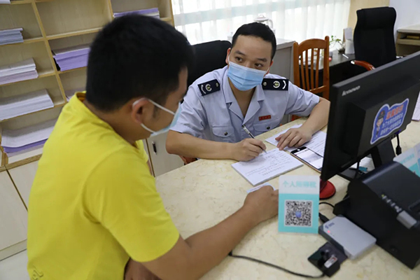 轉(zhuǎn)登記為小規(guī)模納稅人之后，是否還可以自行開(kāi)具增值稅專用發(fā)票？